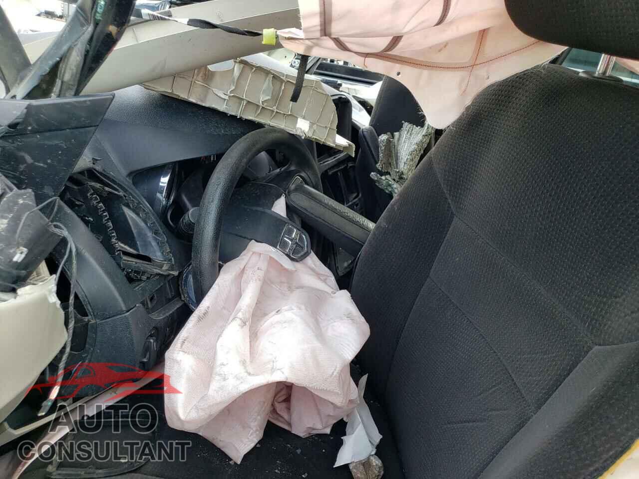 DODGE CARAVAN 2013 - 2C4RDGCG7DR590948