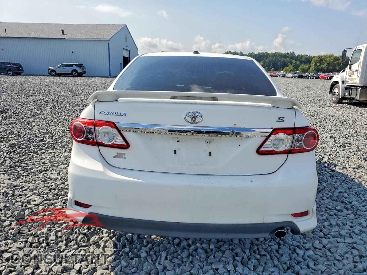TOYOTA COROLLA 2012 - 2T1BU4EEXCC901945