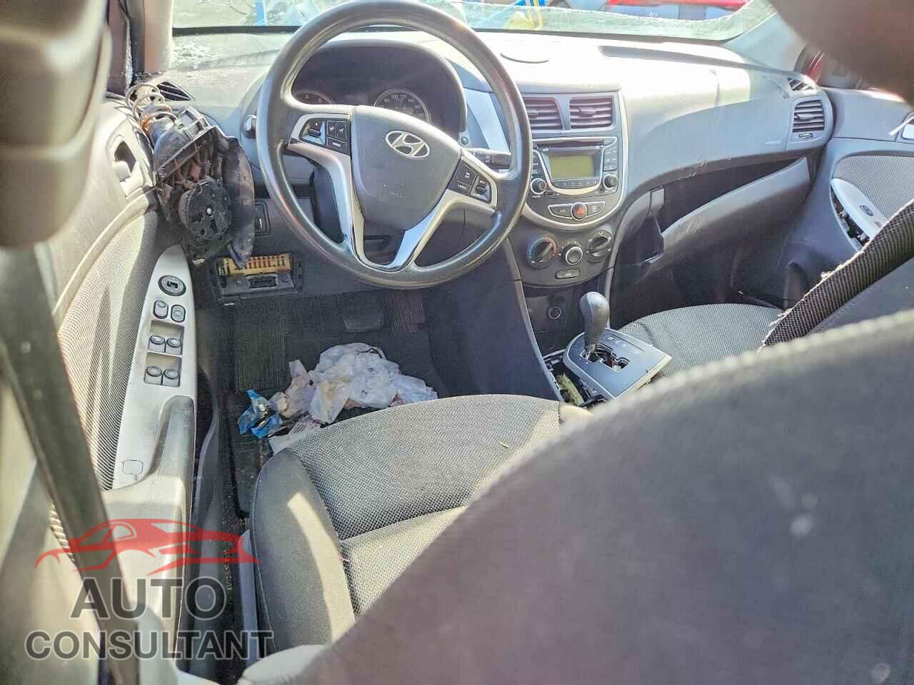 HYUNDAI ACCENT 2012 - KMHCT5AEXCU008367