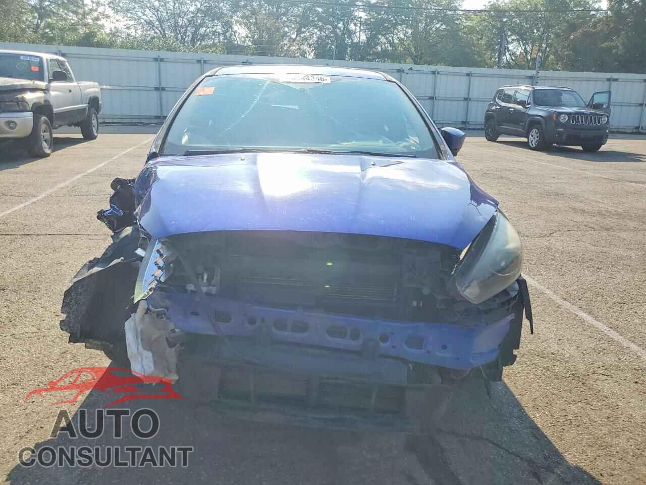 FORD FOCUS 2015 - 1FADP3L98FL247790