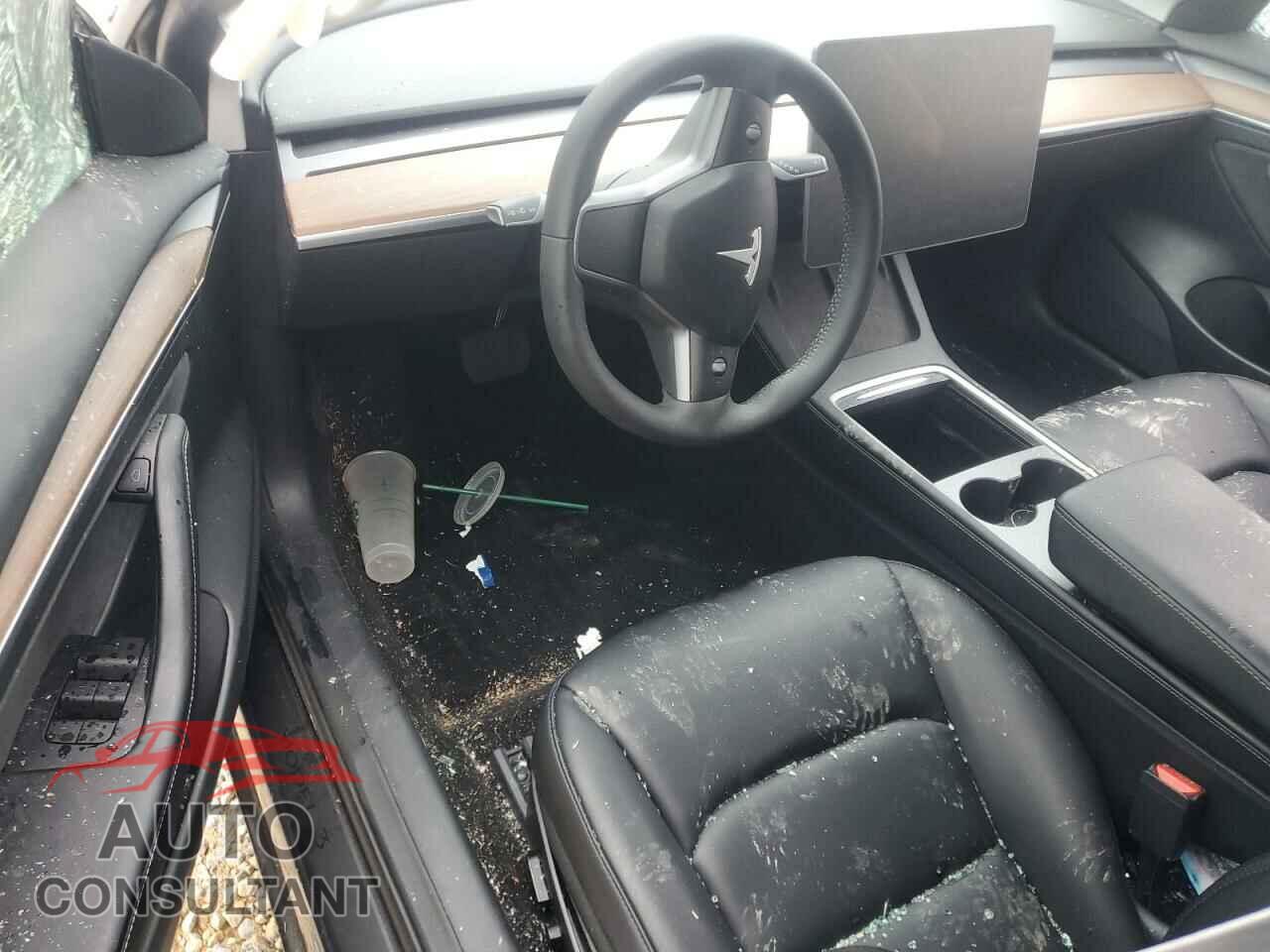 TESLA MODEL 3 2022 - 5YJ3E1EB8NF121592