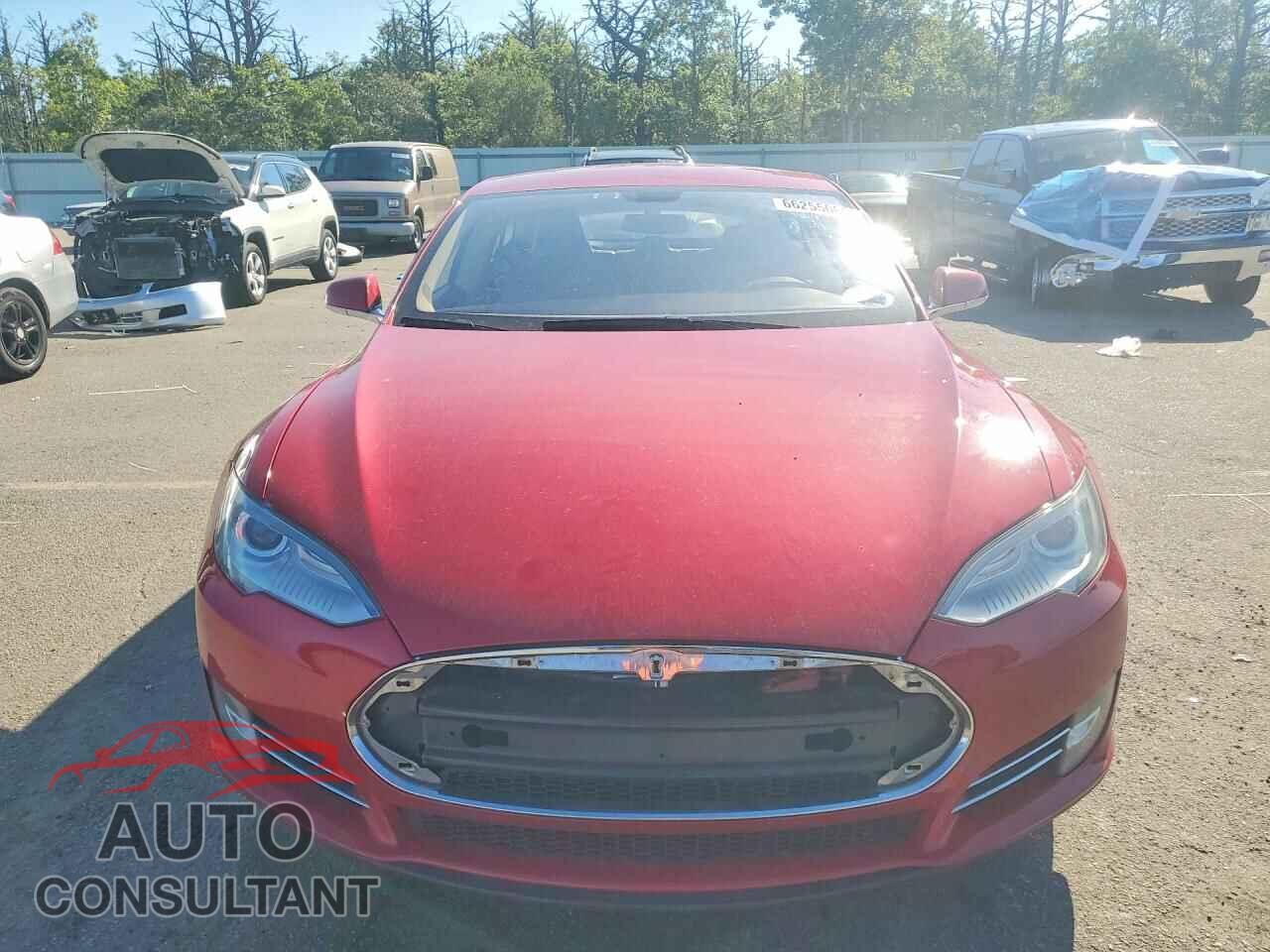 TESLA MODEL S 2013 - 5YJSA1CN5DFP08366