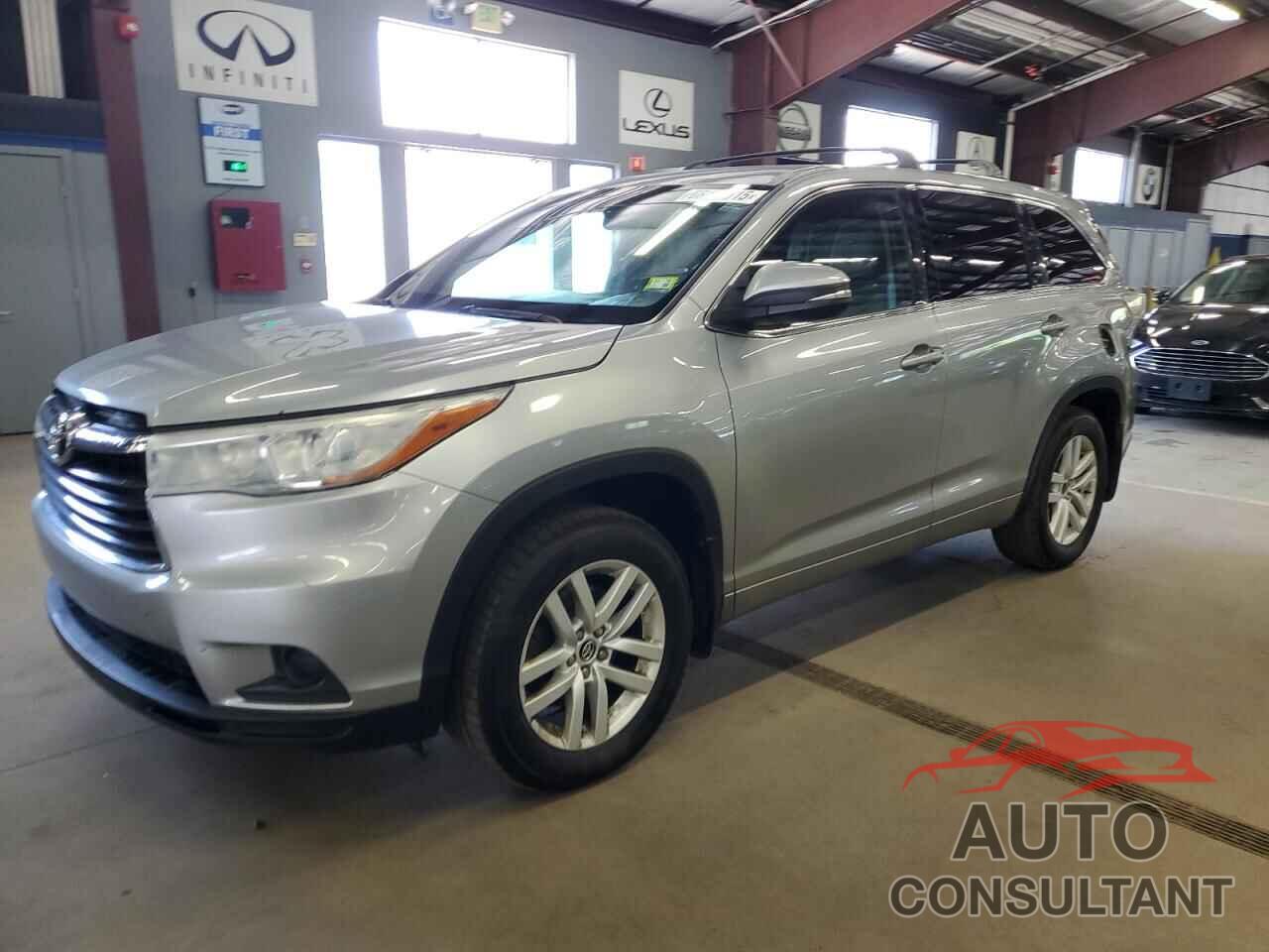 TOYOTA HIGHLANDER 2016 - 5TDBKRFH5GS270885
