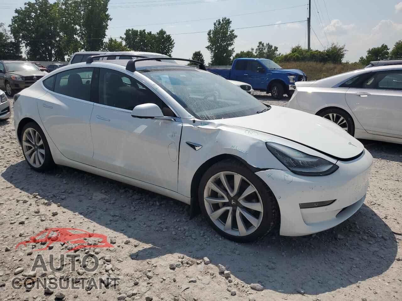 TESLA MODEL 3 2018 - 5YJ3E1EB2JF092455