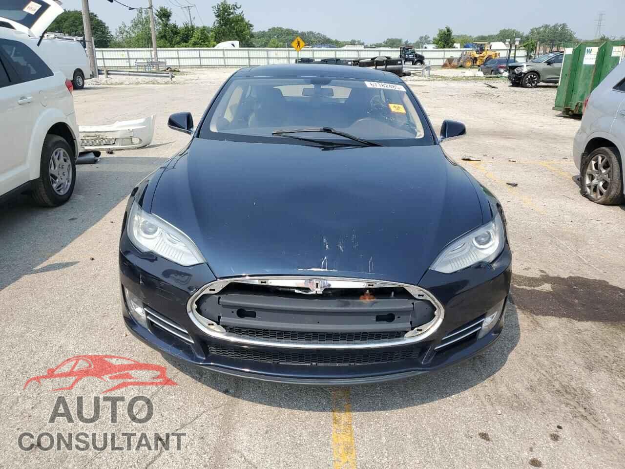 TESLA MODEL S 2013 - 5YJSA1CPXDFP05593