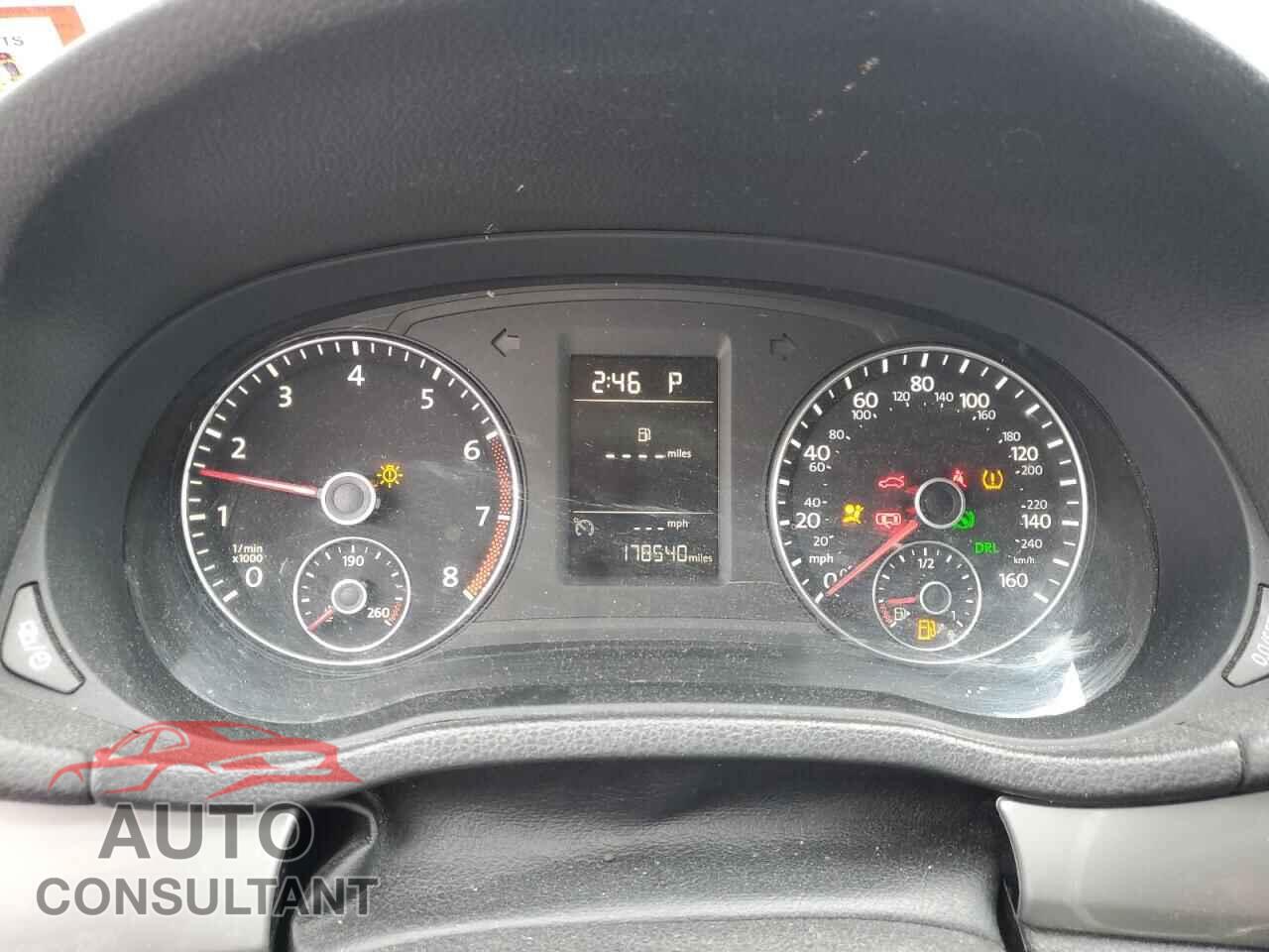 VOLKSWAGEN PASSAT 2014 - 1VWAP7A30EC007521