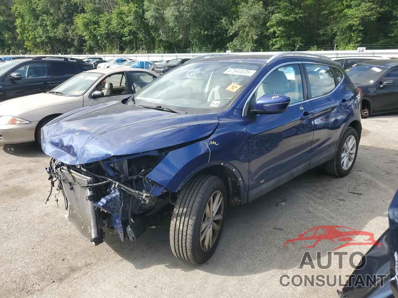 NISSAN ROGUE 2018 - JN1BJ1CR6JW202087