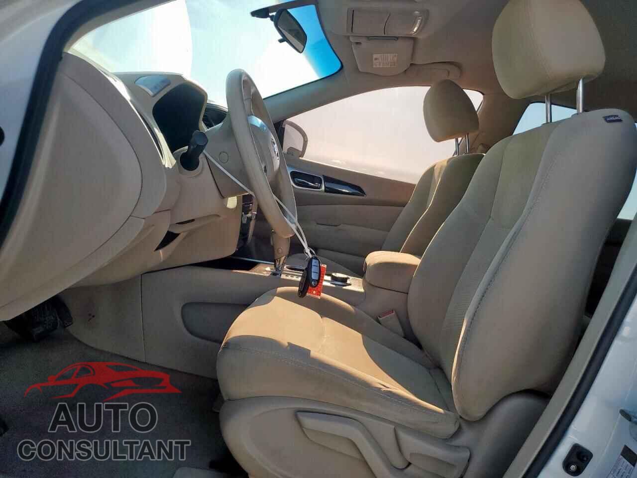 NISSAN PATHFINDER 2014 - 5N1AR2MM4EC669828