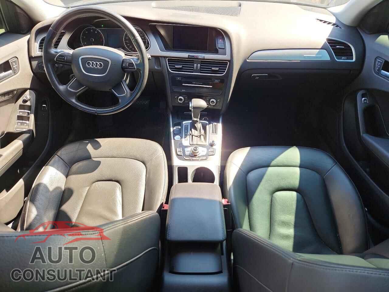 AUDI A4 2013 - WAUFFAFL0DA176348