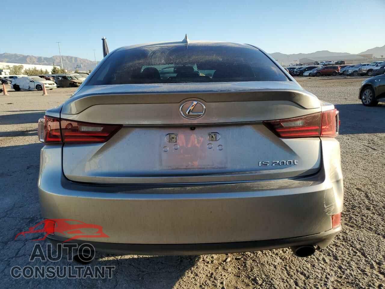 LEXUS IS 2016 - JTHBA1D21G5013665