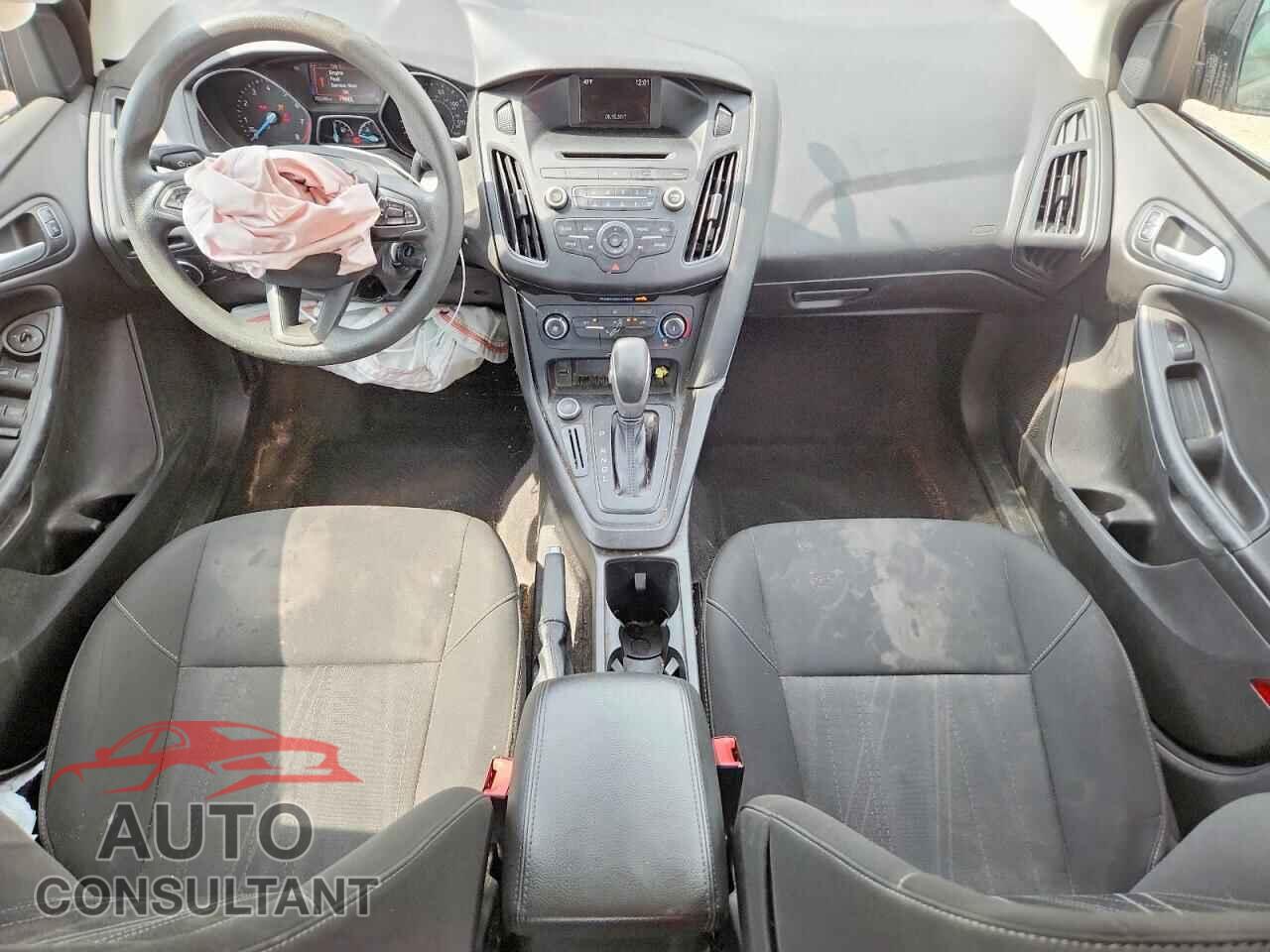 FORD FOCUS 2017 - 1FADP3F20HL339414