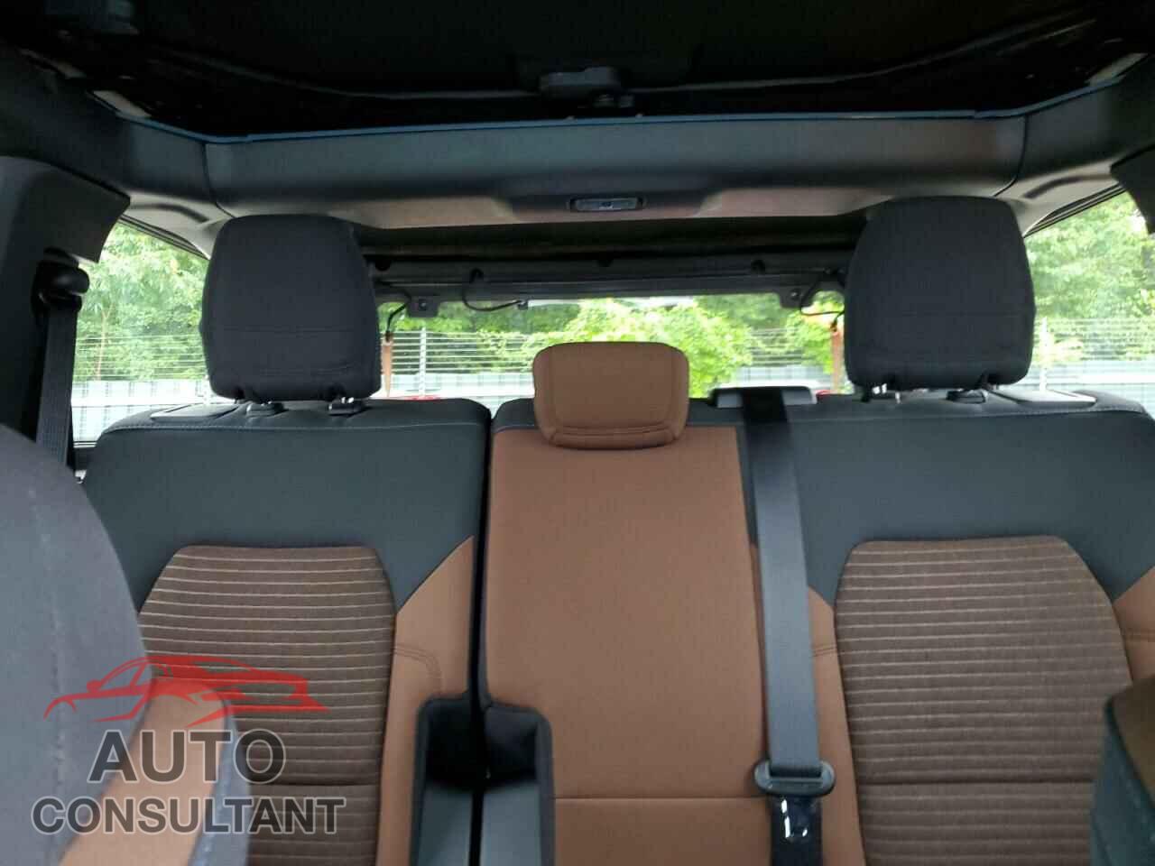 FORD BRONCO 2023 - 1FMEE5DPXPLB15852