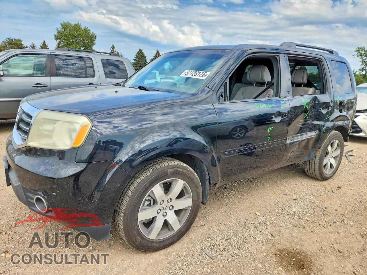 HONDA PILOT 2013 - 5FNYF4H94DB040696