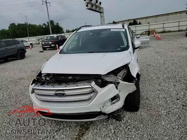 FORD ESCAPE 2018 - 1FMCU0HD6JUB70040