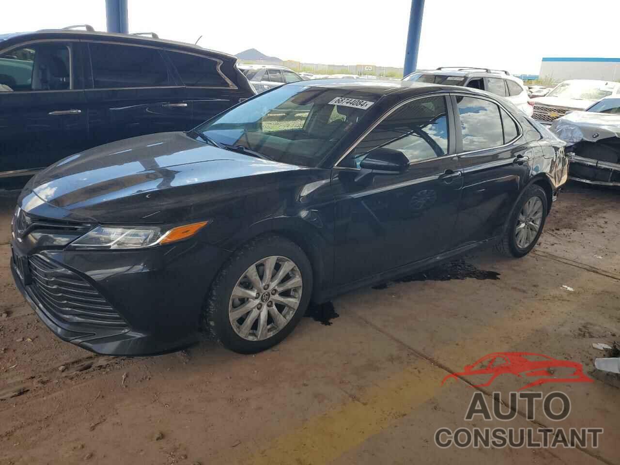 TOYOTA CAMRY 2019 - 4T1B11HK3KU682722