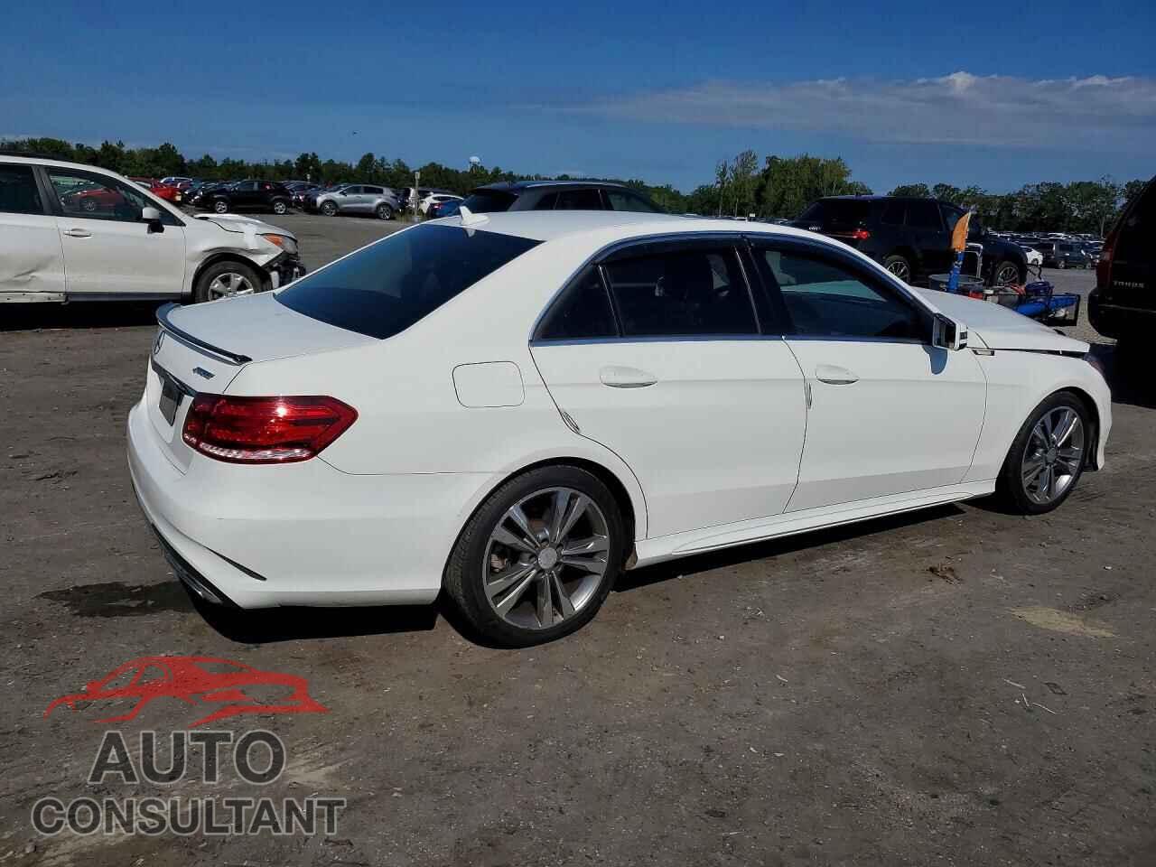 MERCEDES-BENZ E-CLASS 2014 - WDDHF5KBXEA919363