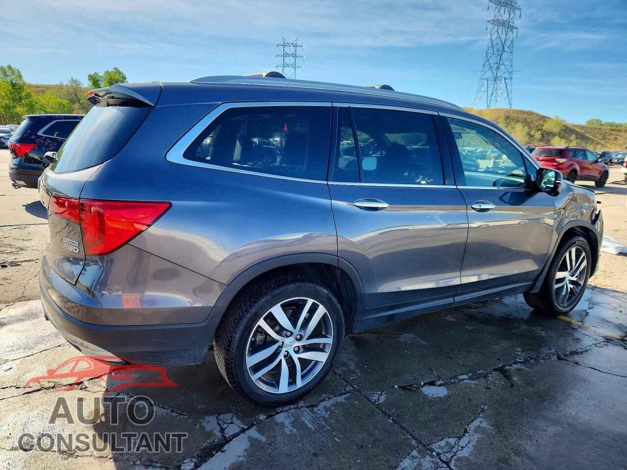 HONDA PILOT 2018 - 5FNYF6H92JB034564