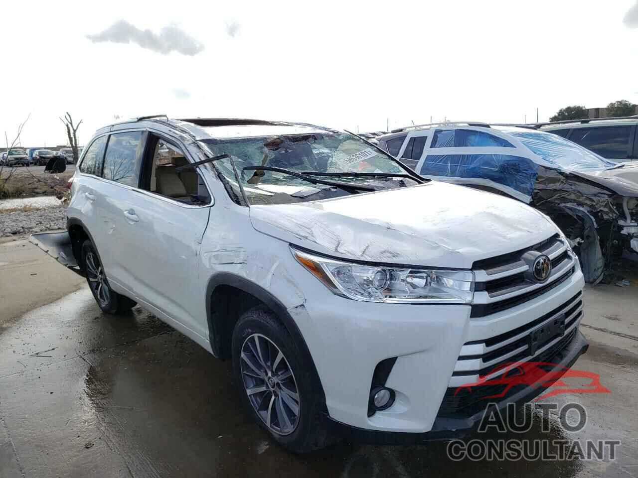 TOYOTA HIGHLANDER 2018 - 5TDKZRFH8JS530991