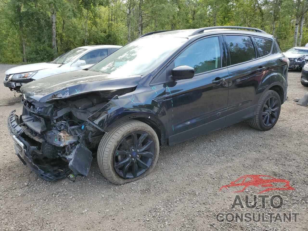 FORD ESCAPE 2017 - 1FMCU0GD0HUC56827