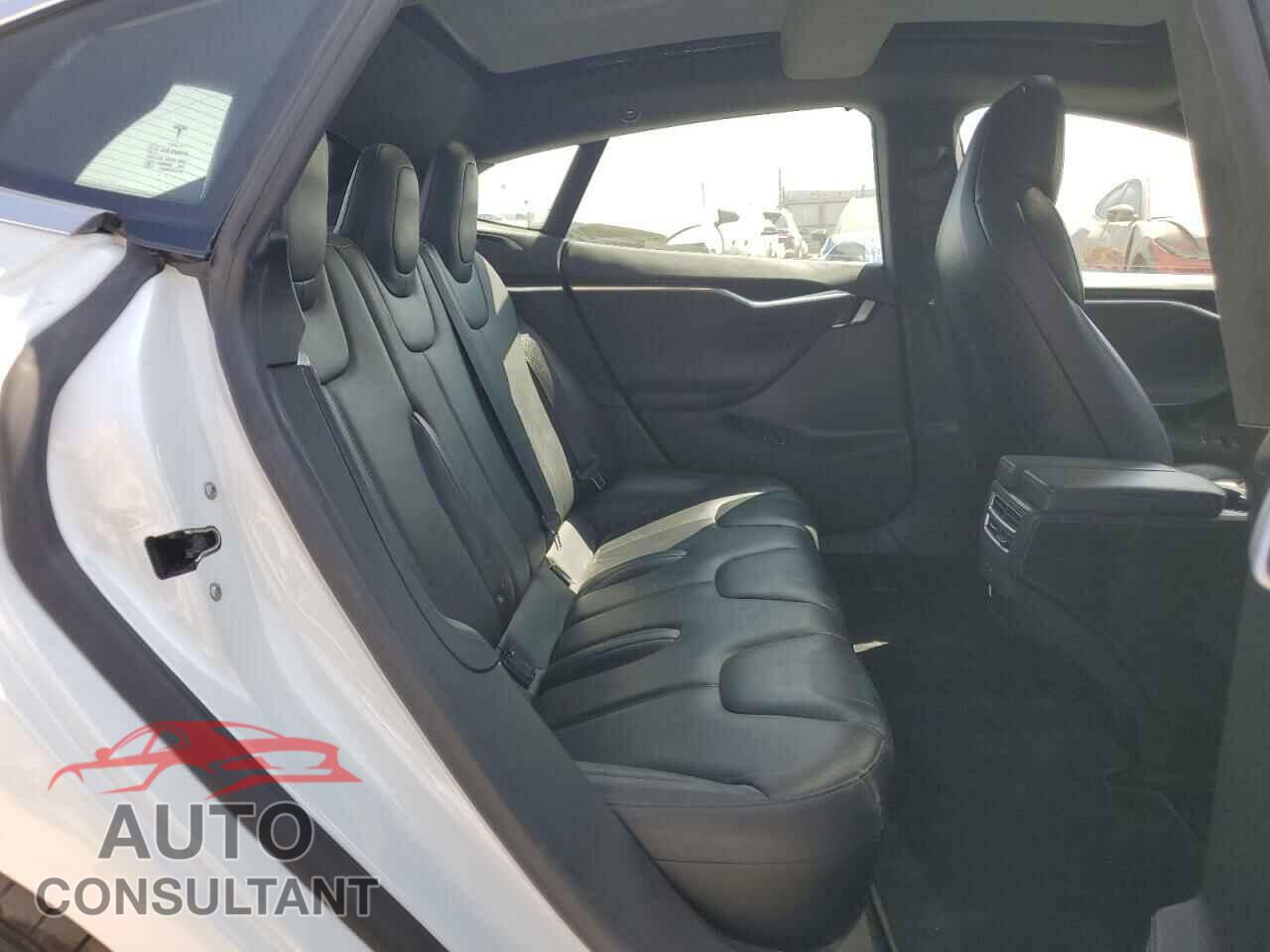 TESLA MODEL S 2017 - 5YJSA1E12HF189938
