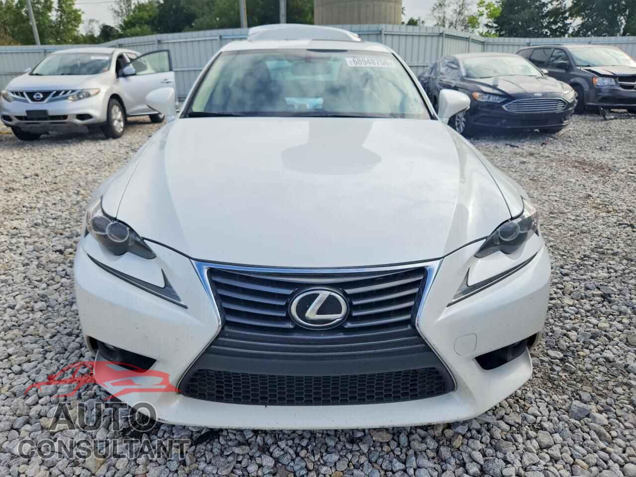 LEXUS IS 2015 - JTHCF1D25F5029582