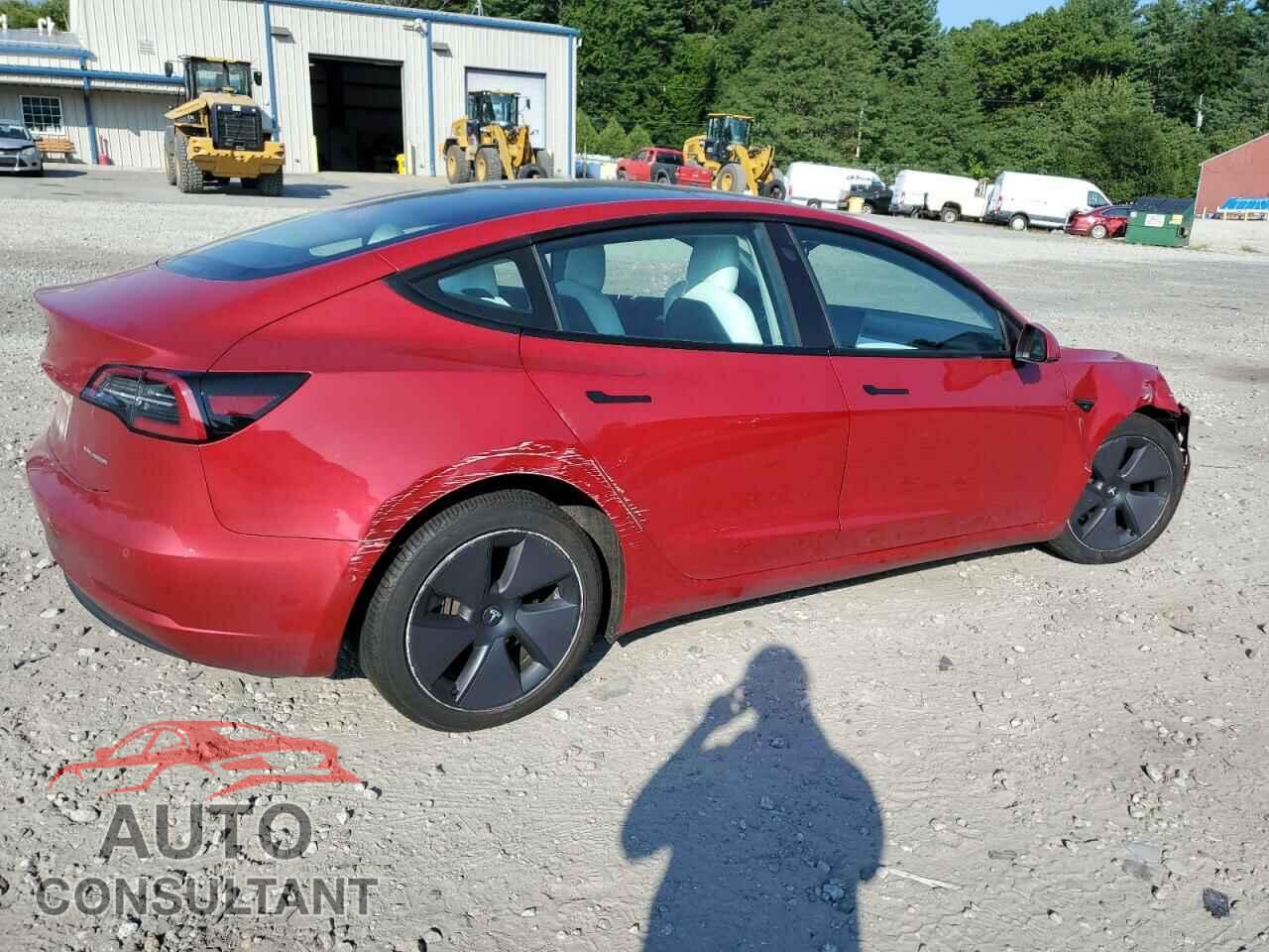 TESLA MODEL 3 2021 - 5YJ3E1EB4MF975705