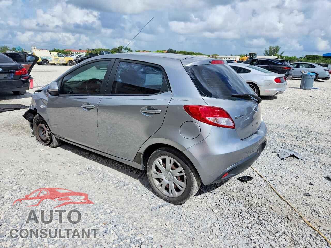 MAZDA 2 2014 - JM1DE1KY9E0174409