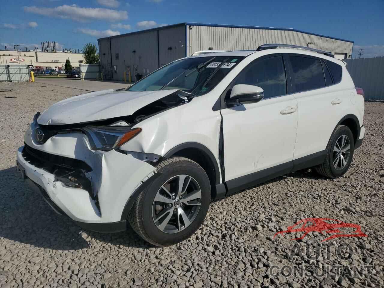 TOYOTA RAV4 2017 - JTMRFREV8HD200322