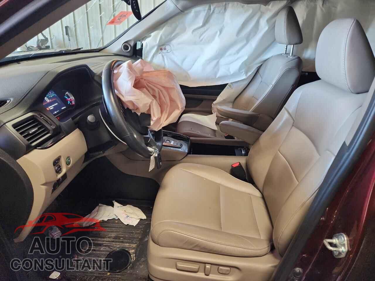 HONDA PILOT 2020 - 5FNYF6H68LB036232