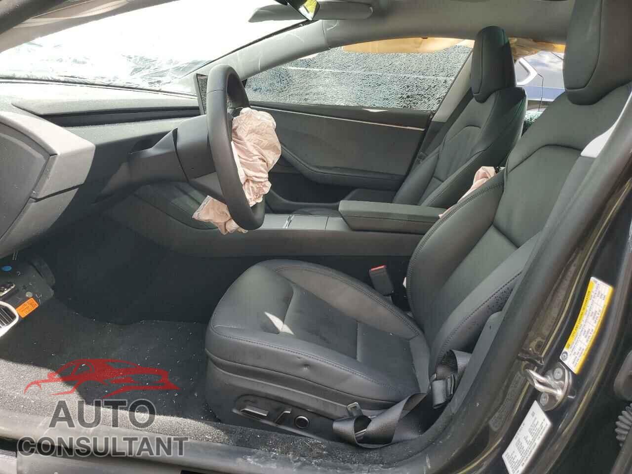 TESLA MODEL 3 2024 - 5YJ3E1EA0RF735839