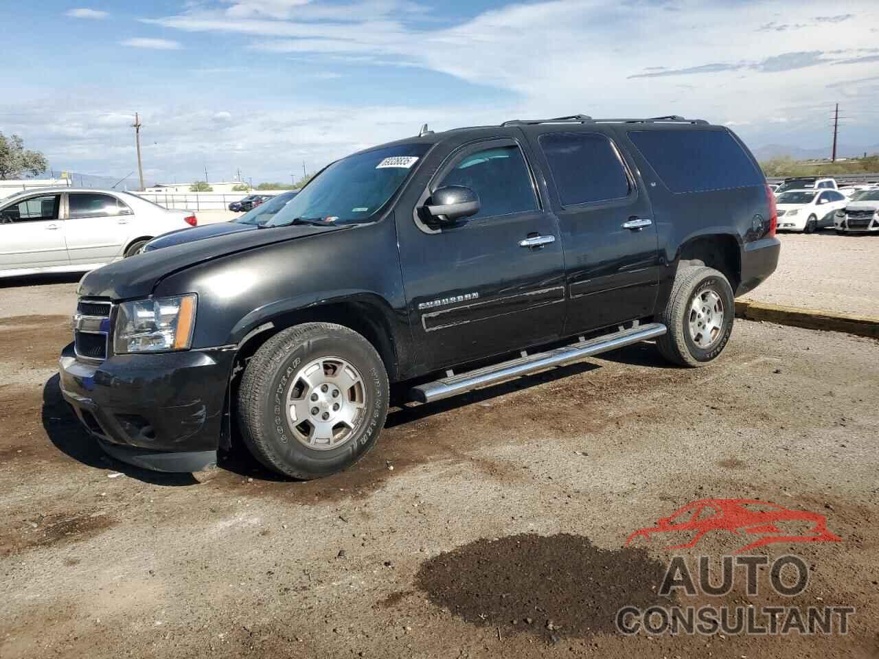 CHEVROLET SUBURBAN 2013 - 1GNSKJE75DR377107