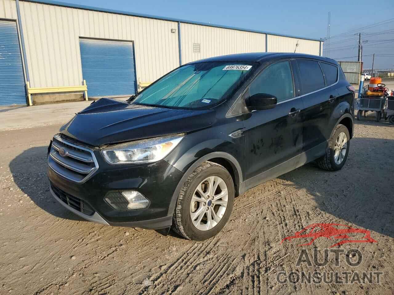 FORD ESCAPE 2017 - 1FMCU0GD0HUE39998