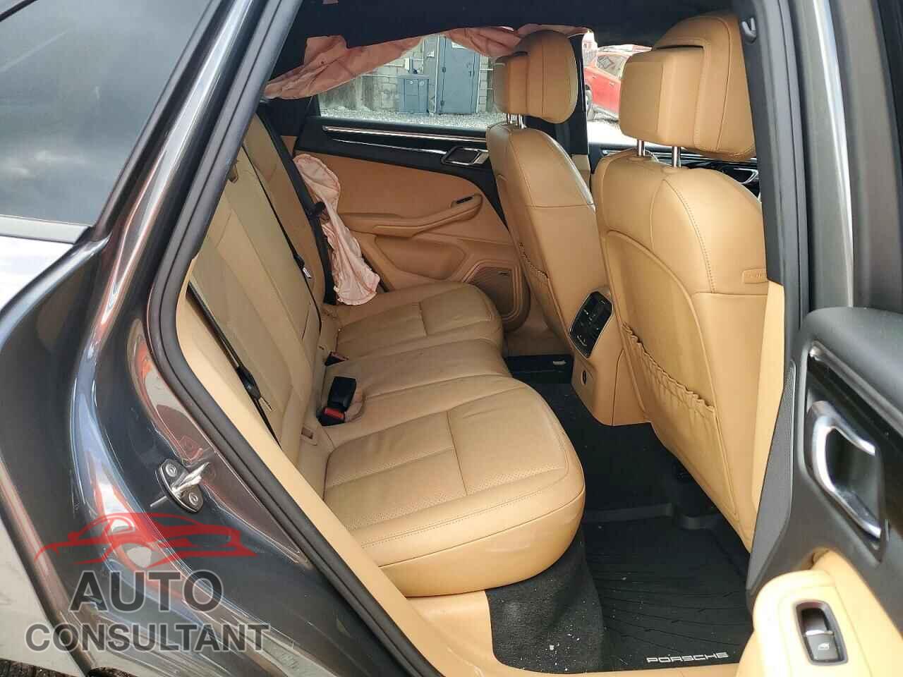 PORSCHE MACAN 2017 - WP1AA2A51HLB81111
