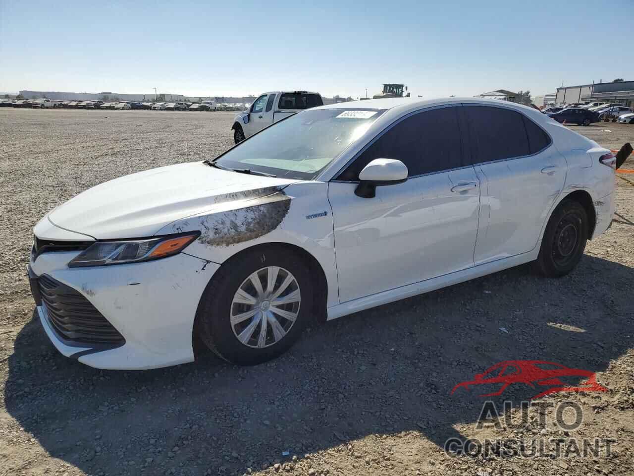 TOYOTA CAMRY 2018 - 4T1B31HK0JU507272