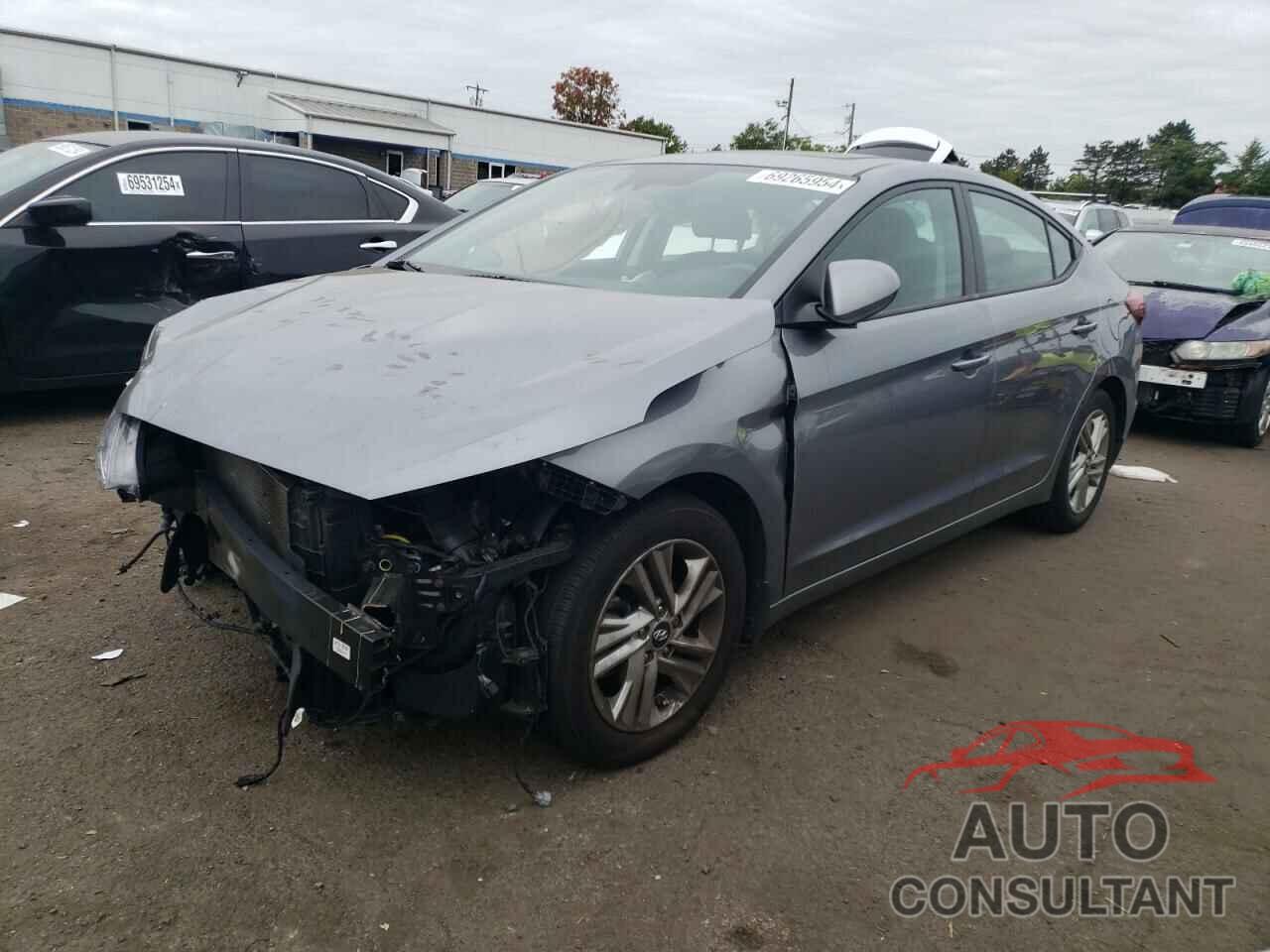 HYUNDAI ELANTRA 2019 - KMHD84LF2KU877906