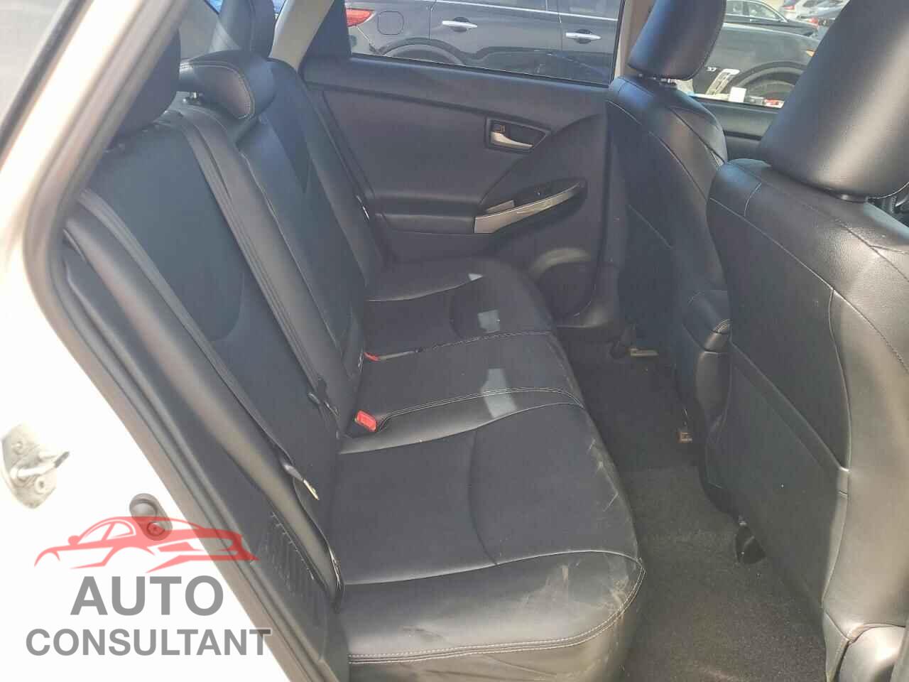 TOYOTA PRIUS 2015 - JTDKN3DU2F0423745