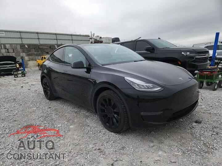 TESLA MODEL Y 2021 - 5YJYGDEE9MF068251