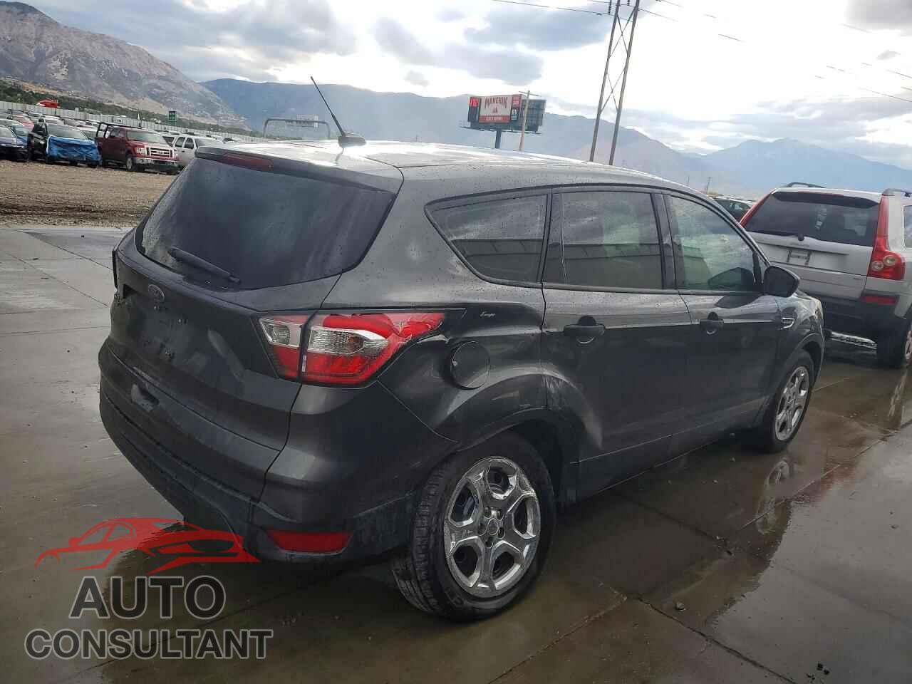 FORD ESCAPE 2017 - 1FMCU0F77HUE30503