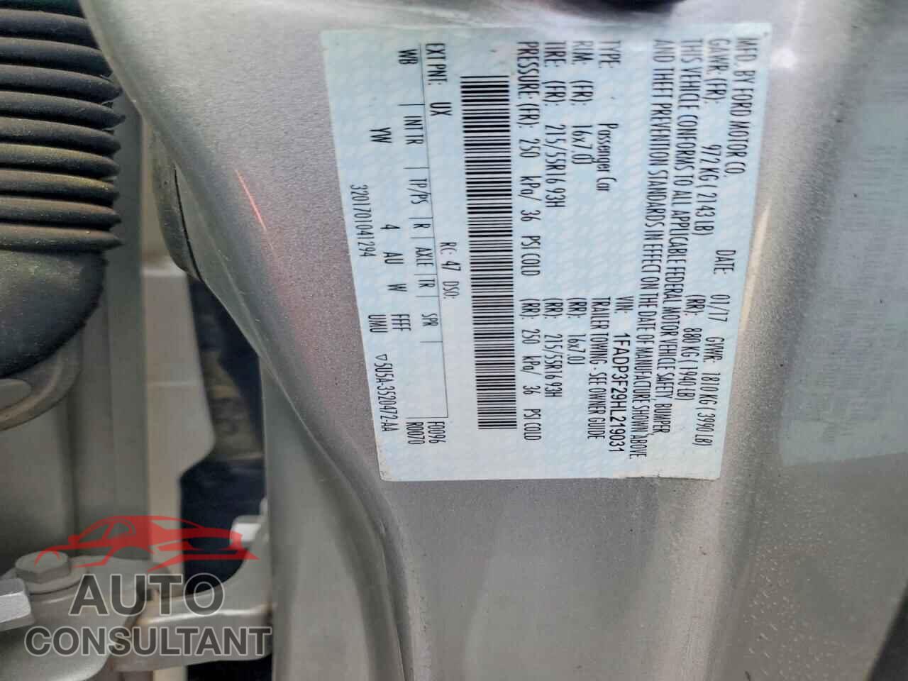 FORD FOCUS 2017 - 1FADP3F29HL219031