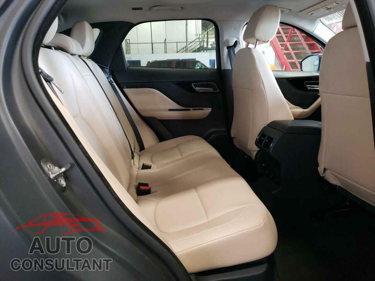 JAGUAR F-PACE 2017 - SADCJ2BVXHA066290