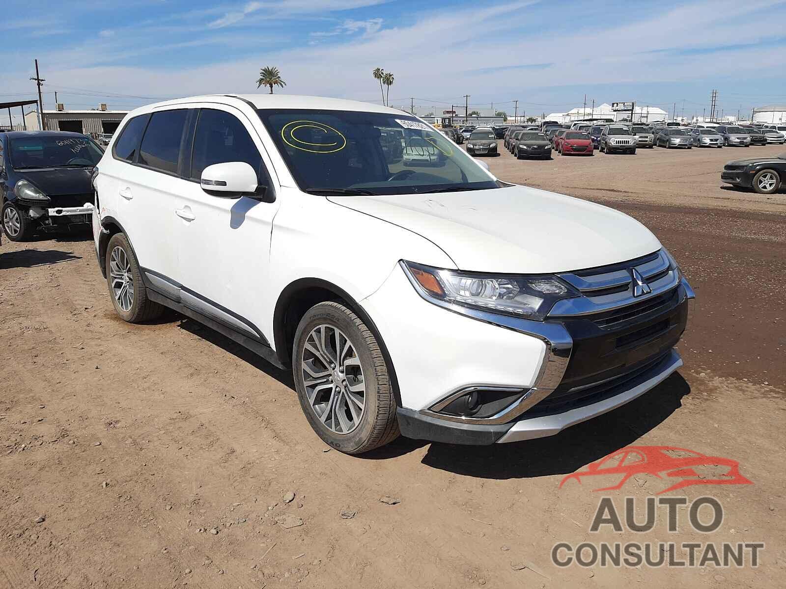 MITSUBISHI OUTLANDER 2018 - JA4AD3A37JZ023267