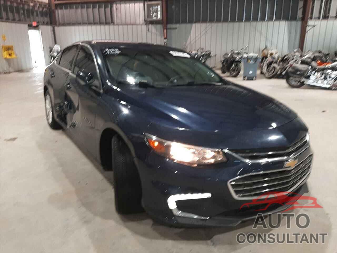 CHEVROLET MALIBU 2017 - 1G1ZE5ST3HF140980