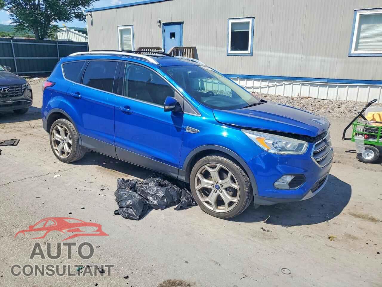 FORD ESCAPE 2017 - 1FMCU9JDXHUD81220