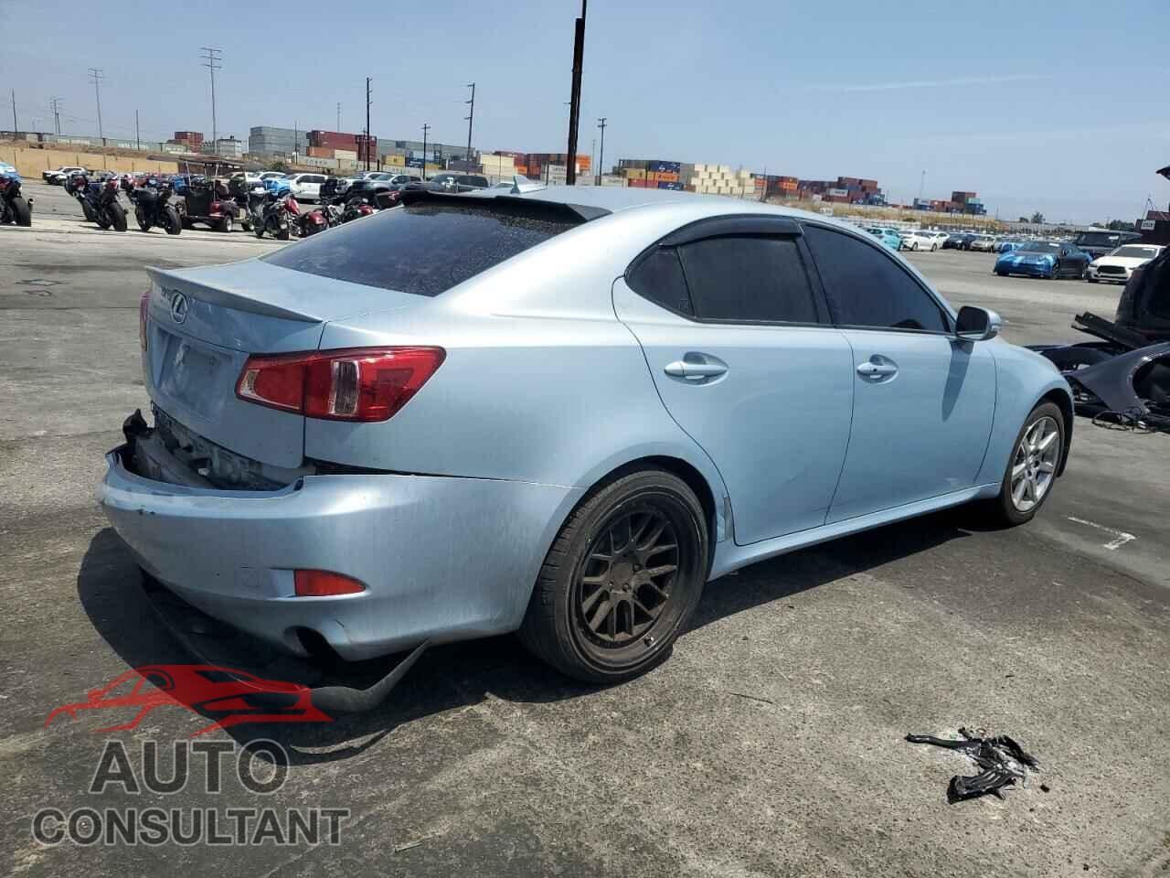 LEXUS IS 2011 - JTHBF5C27B5147826