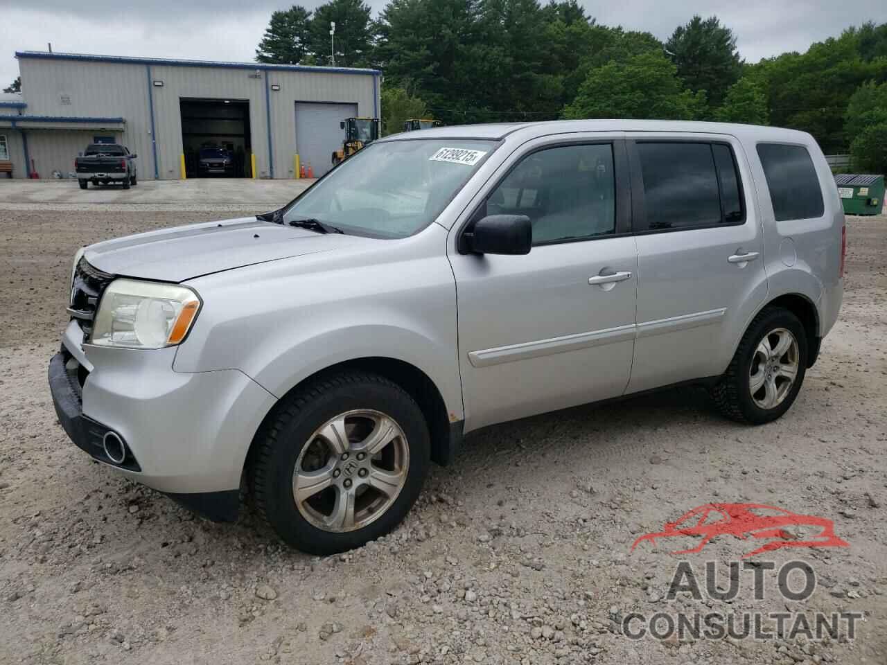 HONDA PILOT 2013 - 5FNYF4H44DB050892