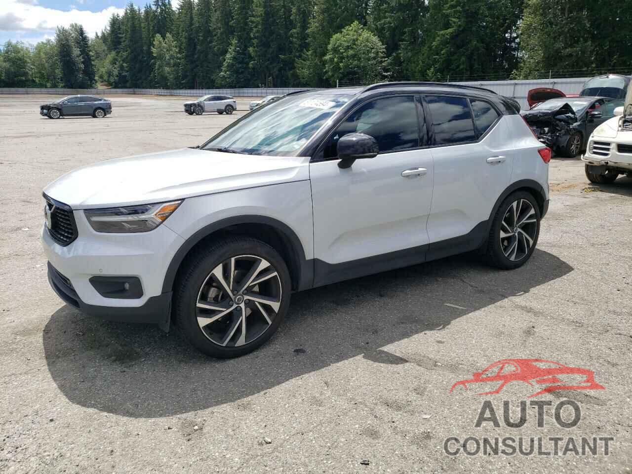 VOLVO XC40 2020 - YV4162UMXL2338586