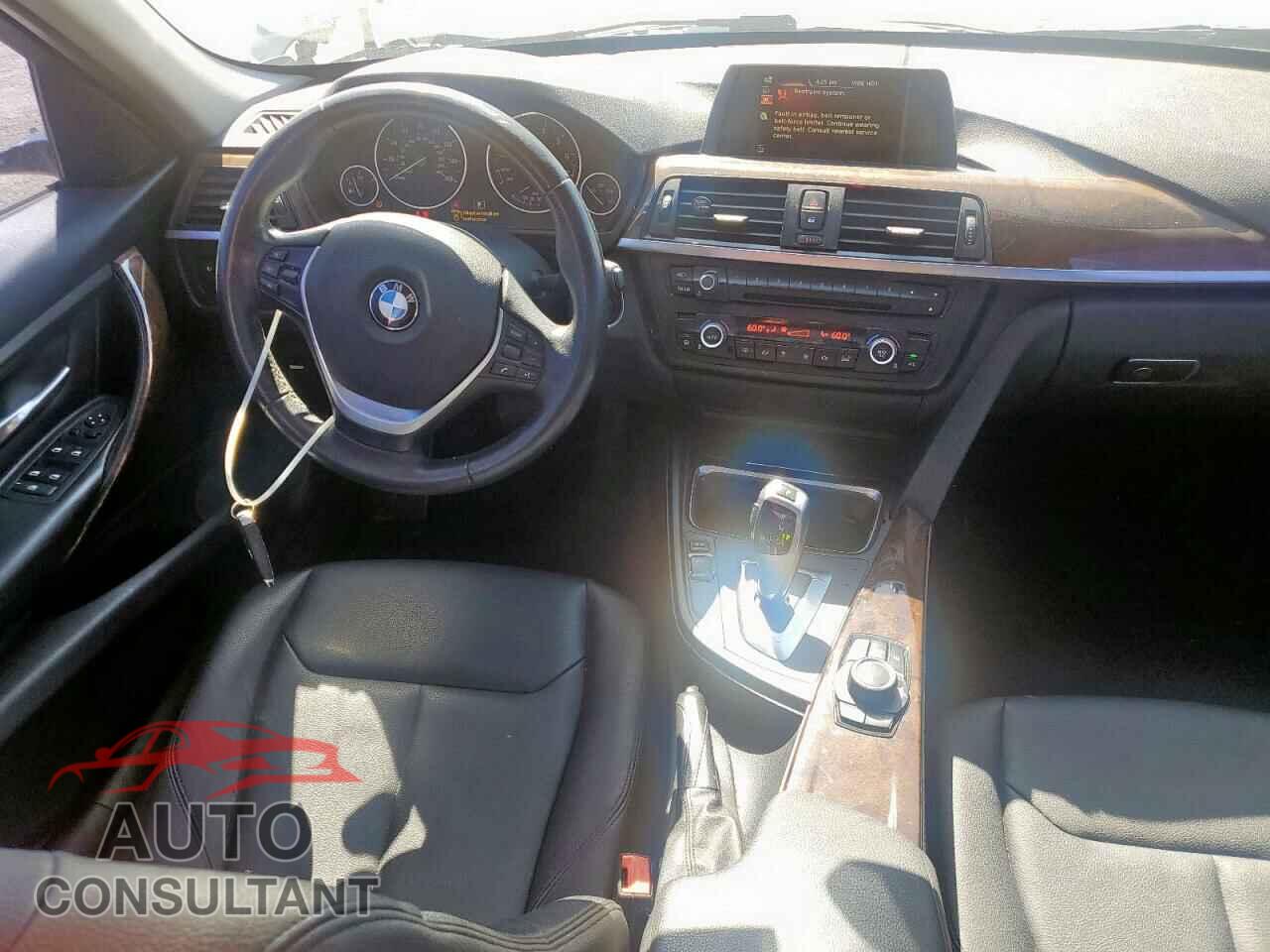 BMW 3 SERIES 2015 - WBA3C1C56FP852660