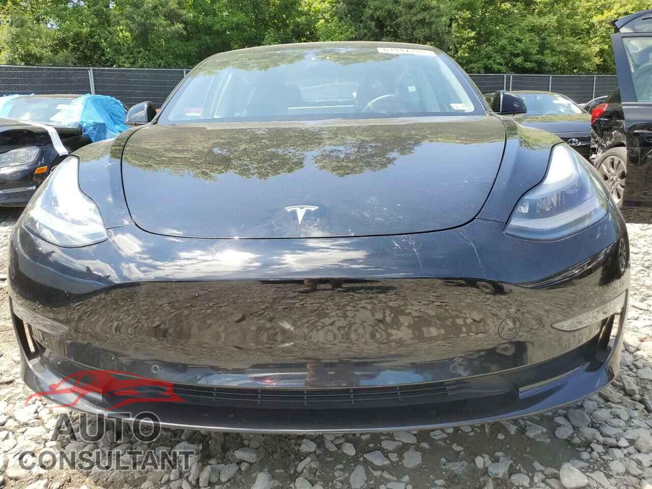 TESLA MODEL 3 2021 - 5YJ3E1EA4MF922025