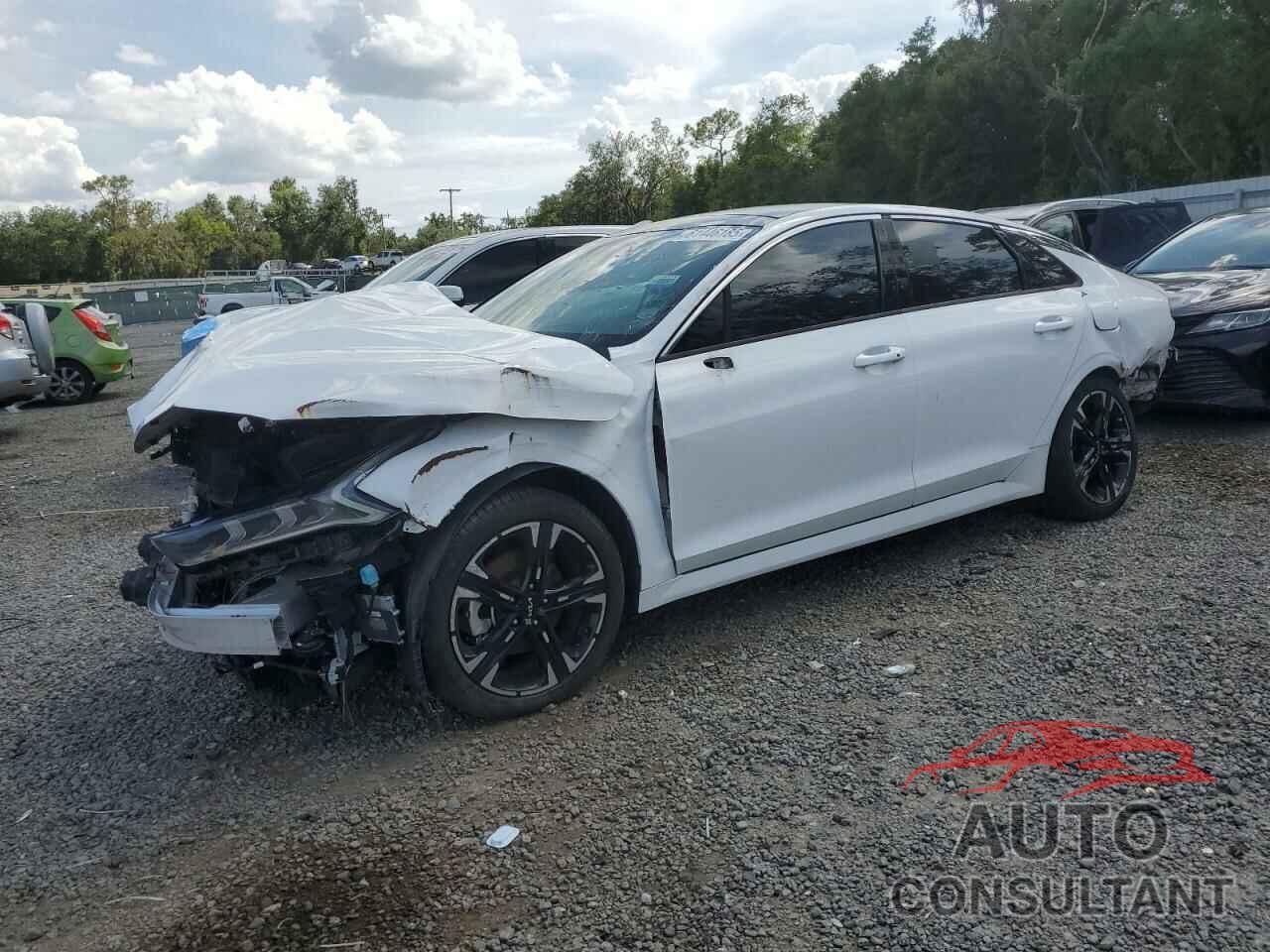 KIA K5 2022 - 5XXG64J27NG165036