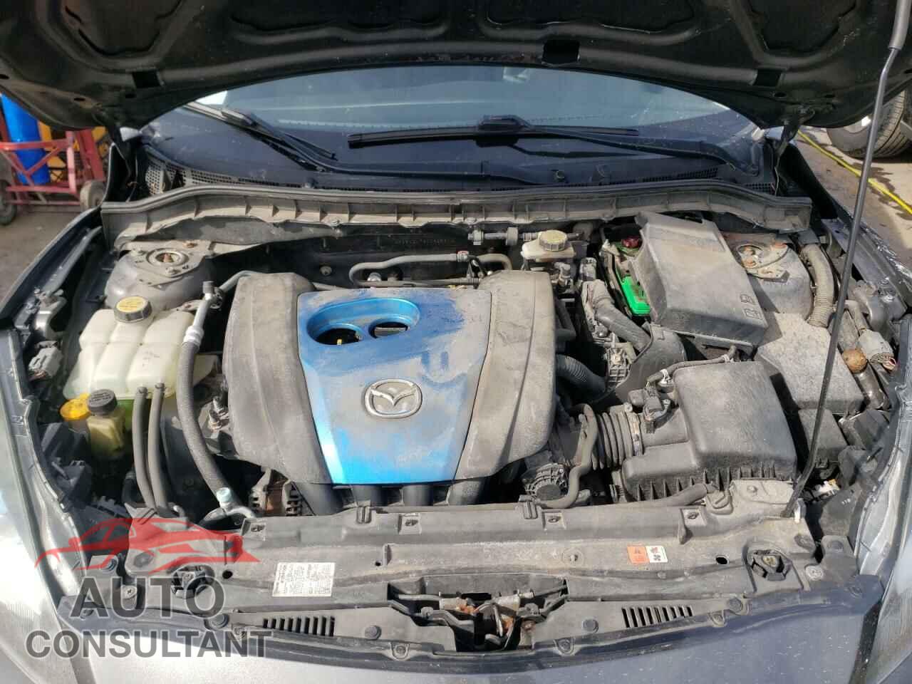 MAZDA 3 2013 - JM1BL1W78D1816979
